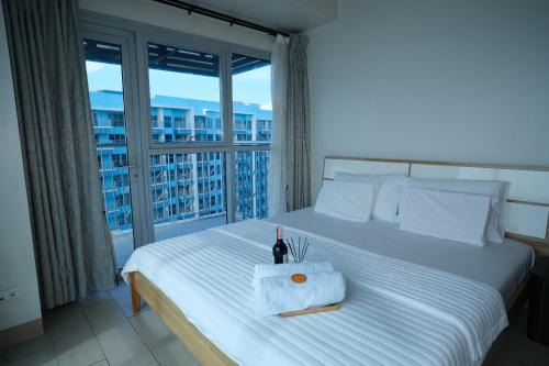 Bayshore Sunset Suite