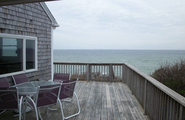 Bayside Home with Private Stairs to the Beach
