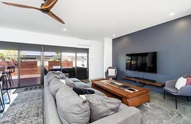 Bayside Luxury Escape Busselton- EV CHARGER AVAILABLE