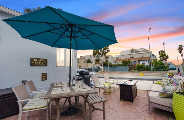 Beach-2-Bay 2br | Beach | AC | Patio