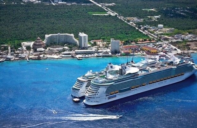 Beach-Front Stylish Studio at Grand Park Royal Cozumel