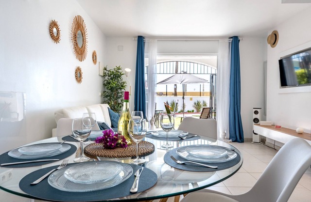BEACH Front house - Full SEA View - Dona Lola BEACH Resort - Between MARBELLA and La cala de Mijas - 2 bedrooms + 2 bathrooms - CS100
