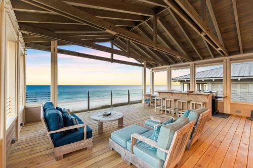 BEACH FRONT Seaside Home - Outside the Box - 4BR 4,5BTH home