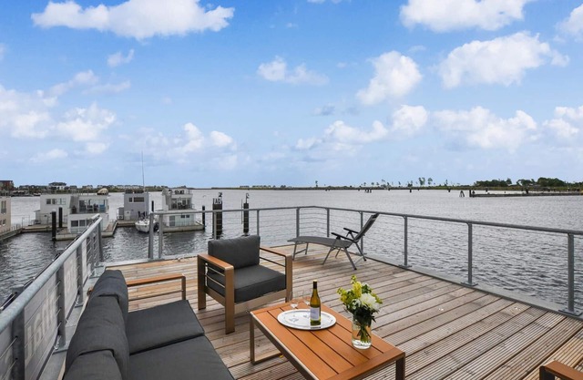 Beach front ship in Olpenitz with sauna