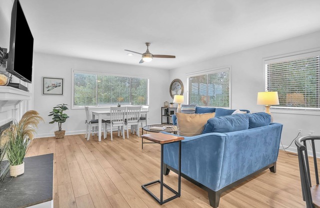 Beach Getaway Among the Oaks: Community Pools, Short Walk to Beach Access