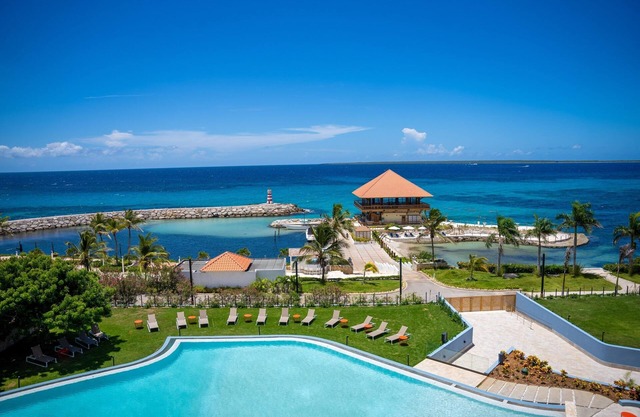 Beach Getaway w/Pool, Balcony | Steps from Caleta Beach
