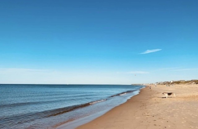 Beach house -3 minutes walk to the Beach