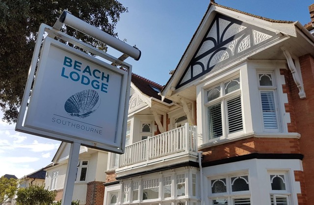 Beach Lodge