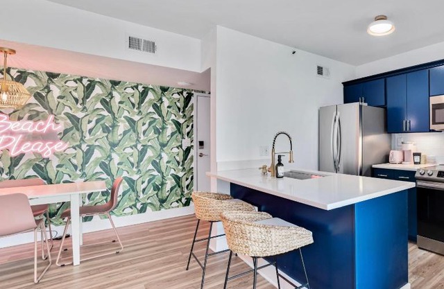 Beach Please condo 2 bedroom 2 bath sleeps 6