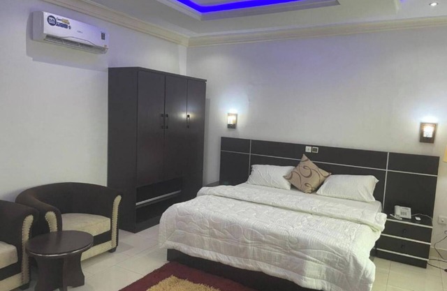 Beach Sand Hotel & Resort, Cotonou Deluxe Room 2