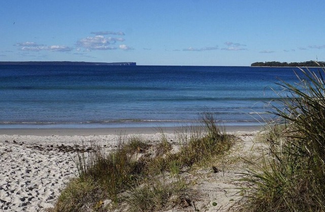 Beach Street Villa by Jervis Bay Breaks