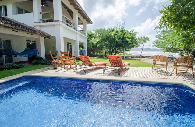 Beachfront 4BR/4.5BA With Pool Right On Colorados Surf Break!