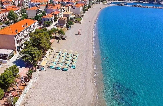 Beachfront Astros Villa - Dukes Seaside Magic