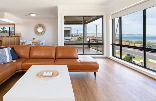 Beachfront Bliss- Aldinga Beach House - 5 BR