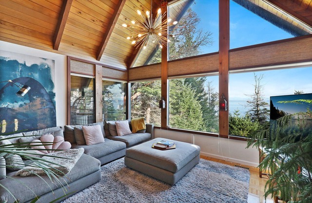 Beachfront Home, Family-Friendly