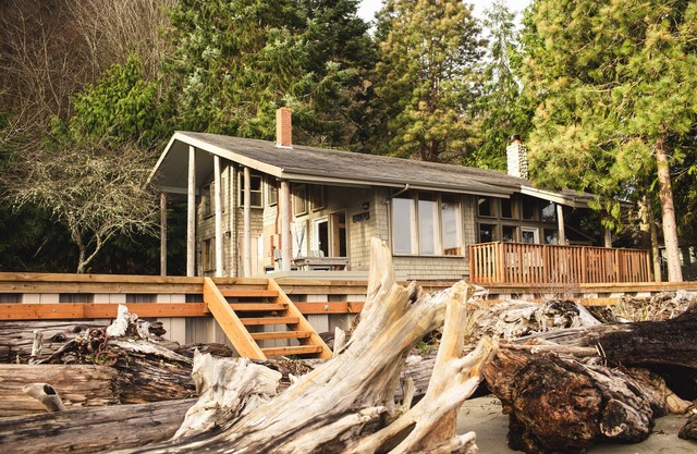 Beachfront House on Private Sugar-Sand Beach - One of a Kind!