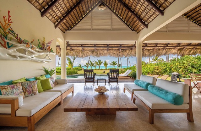 Beachfront Tropical Villa with Private Pool