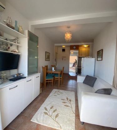 Beachfront two bedroom apartment Angelina