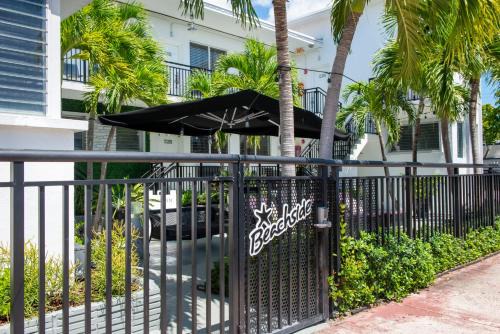 Beachside All Suites Hotel