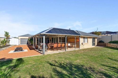 Beachside Family Friendly Escape at Casa Del Caravel