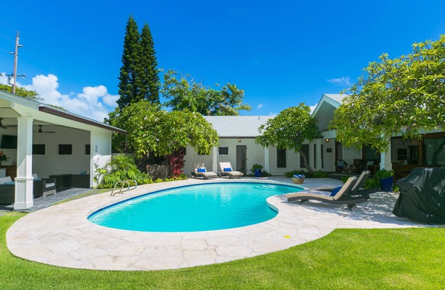 Beachside 🏖 Family, vacation home with pool 🌺 NO CLEANING FEE!