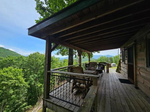 Bear Hug Cabin