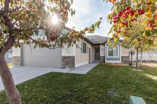 Bear Lake Bungalow