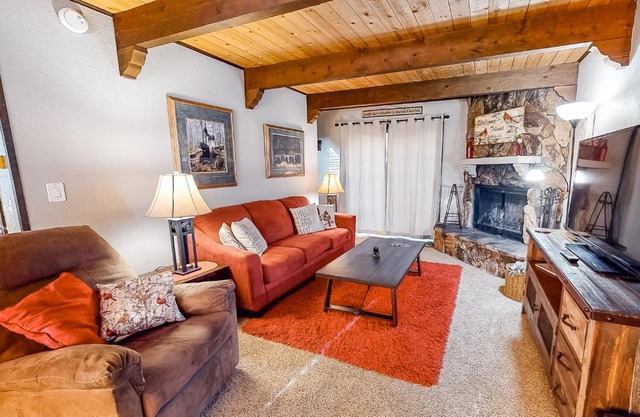 Bear Mountain Manor
