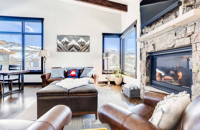 Bear Pause - Luxury Mountain Home