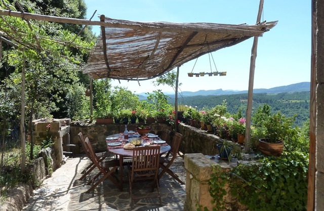 Beautiful old typical house, magnificent view, very quiet location