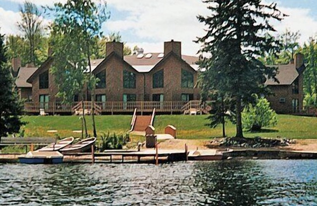 Beautiful 1 bedroom unit at resort, sleeps 6