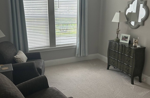 Beautiful 1 floor 4-3 home 10 minutes from TPC Sawgrass and the Beach.