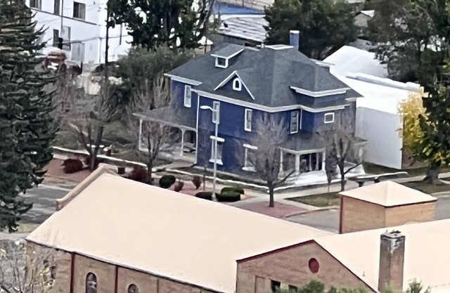 Beautiful 1894 B&B. Sleeps up to 13 Contact for whole property!