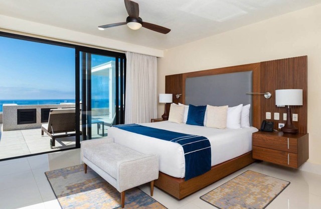 Beautiful 2 Bedroom Ocean Villa With Swim-able Beach In Cabo At Villa Valencia