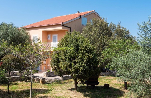 Beautiful 2-Bedroom Apartment Nera in Lovište on Pelješac peninsula