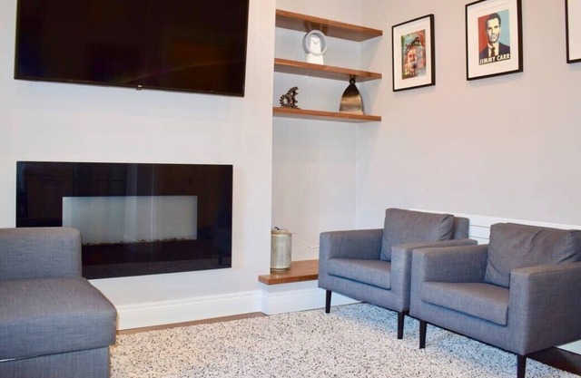 Beautiful 2 Bedroom Ballsbridge Apartment near the Aviva
