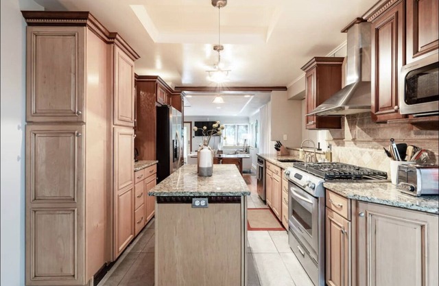 Beautiful 2-Bedroom Suite By Sloan’s Lake, Denver