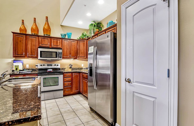Beautiful, 2-Level, Tuscan-Style Villa in Branson Creek! A Place to Unwind!