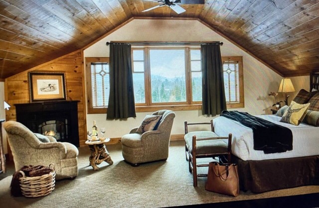 Beautiful 3-bedroom suite located in the Whiteface lodge in Lake Placid NY