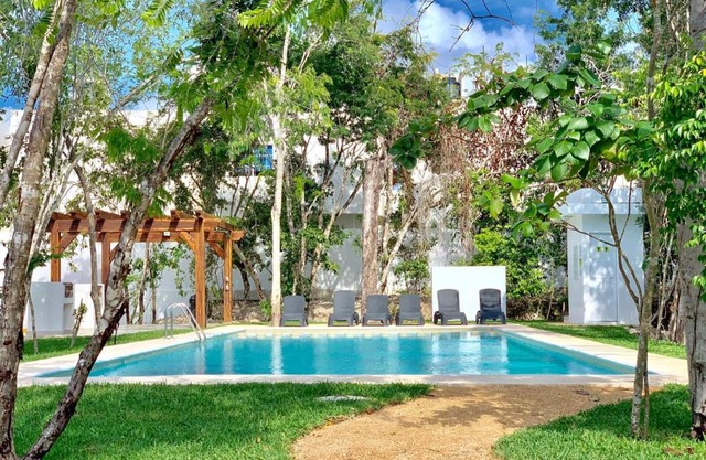 Beautiful 3 BR/3.5 bath Home@Selvanova