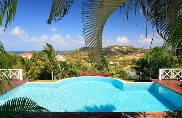 Beautiful 3 Br Villa in Cap Estate