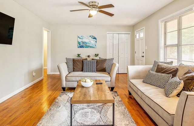 Beautiful 3BD Minutes To Fort Bragg~Fayetteville