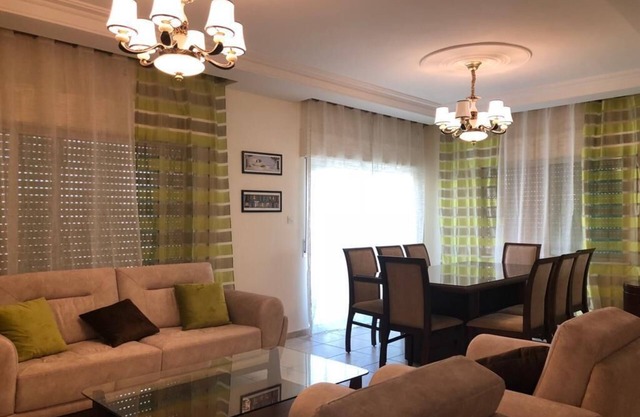 Beautiful and elegant apartment in west Amman