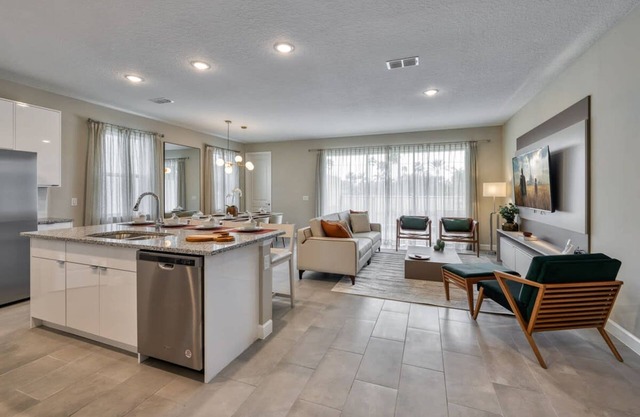 Beautiful and Spacious Home for the Best Disney Vacation