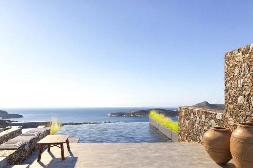 Beautiful Antiparos Villa 2 Bedrooms Villa Neptune Beautiful Sea Views & Private Infinity Pool Agios Georgios