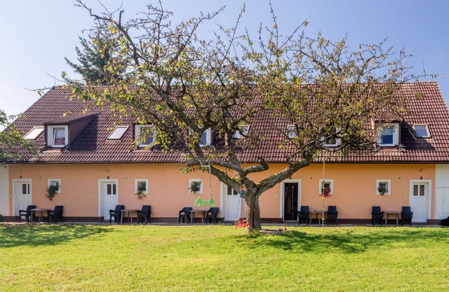 Beautiful apartment for 5 people with WIFI, patio, pets allowed, panoramic view and parking