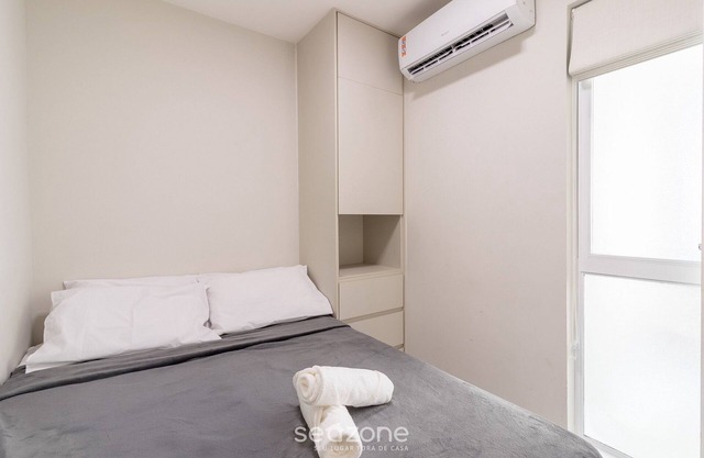 Beautiful Apart in Barra 110m From Beach Csf0202