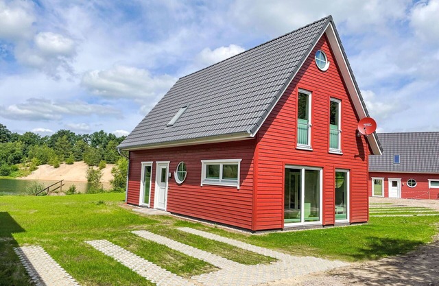 Beautiful apartment for 4 guests with WIFI, pool, TV, balcony and pets allowed