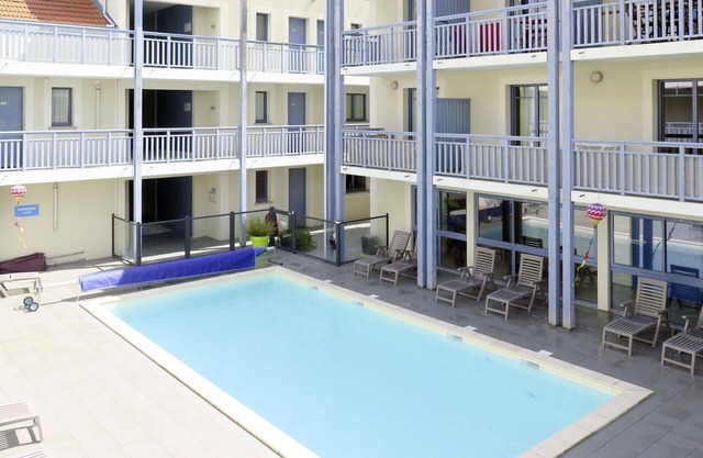 Beautiful apartment for 4 people with WIFI, pool, TV, terrace and pets allowed