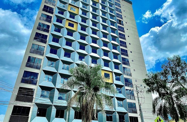 Beautiful apartment with a spectacular view of Cochabamba and close to everything.